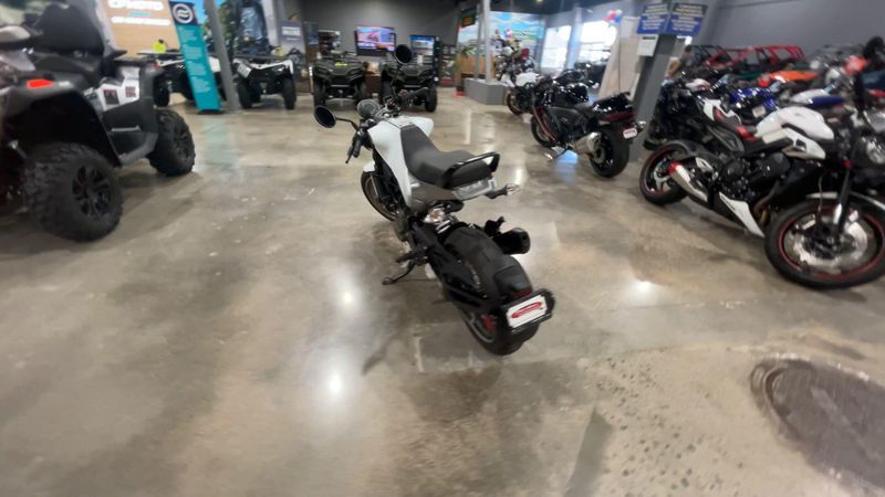 Used 2022 Husqvarna VITPILEN 401 Image 7