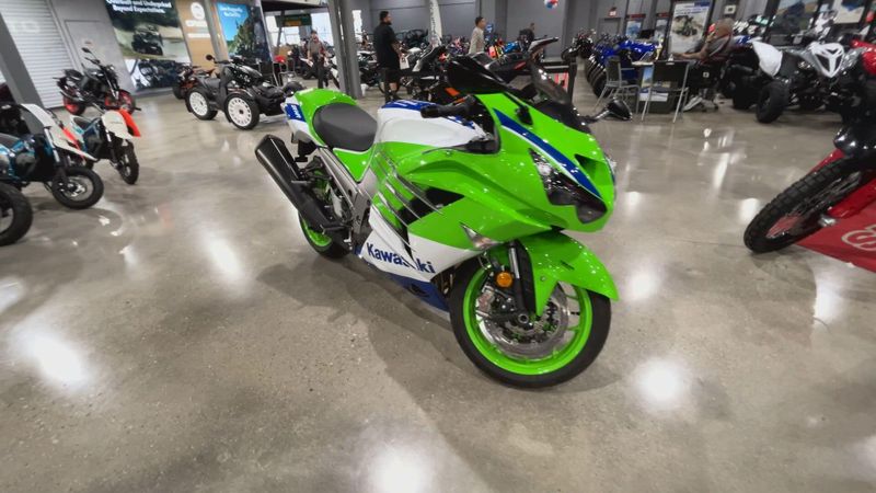 2024 Kawasaki NINJA ZX-14R 40TH ANNIVERSARY EDITION ABS Image 2
