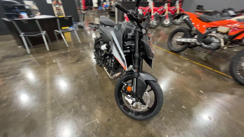 New 2026 KTM 250 DUKE Image 2