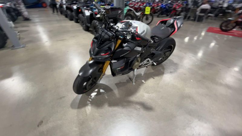 Used 2022 Ducati STREETFIGHTER V4 SP Image 4