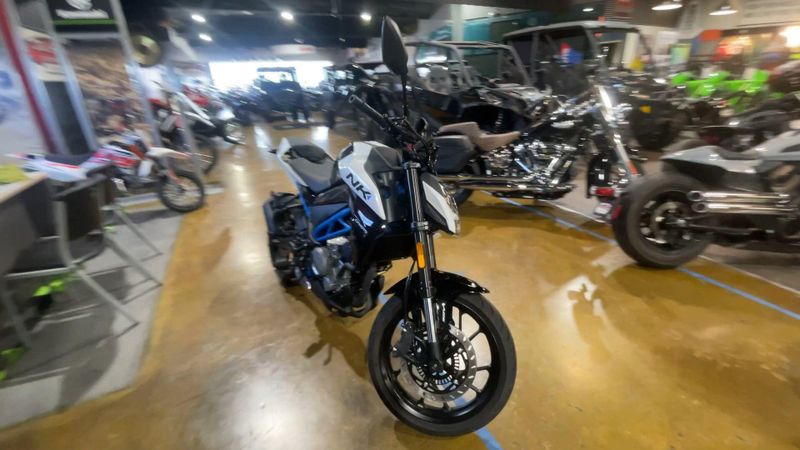 Used 2025 CFMOTO 300NK Image 3