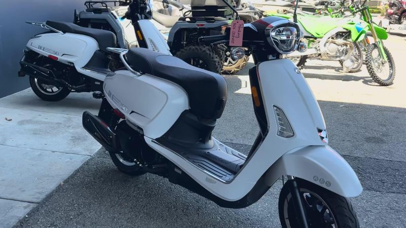 New 2023 Kymco LIKE 150I ABS Image 5