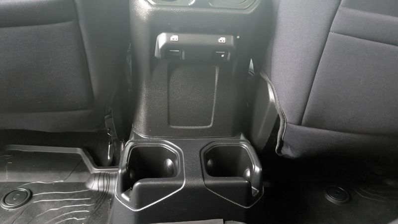 Used 2021 Jeep Wrangler Unlimited Sport AltitudeImage 14