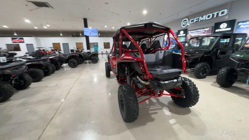 New 2026 Honda TALON1000R4 FOX LIVEVALVE Image 4