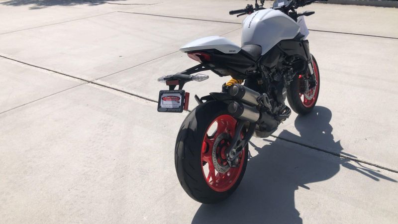 New 2027 Ducati MONSTER PLUS Image 7