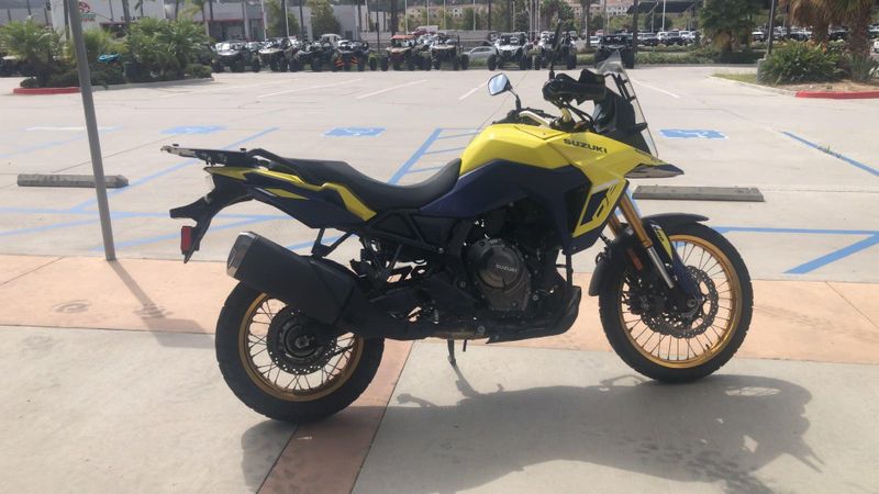 Used 2024 Suzuki V-STROM 800DE CA Image 5