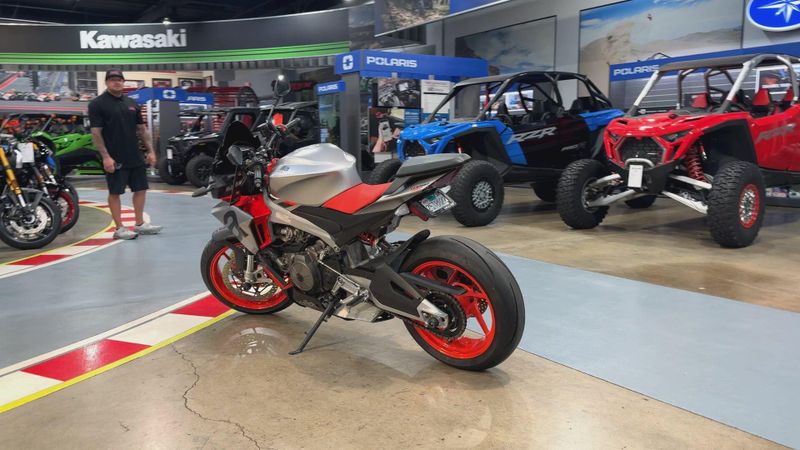 Used 2021 Aprilia TUONO 660 Image 2