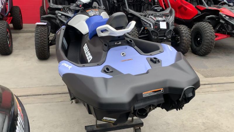 New 2025 Sea-Doo SPARK FOR 3 90 CONVENIENCE PACKAGE (SOUND SYSTEM) Image 9