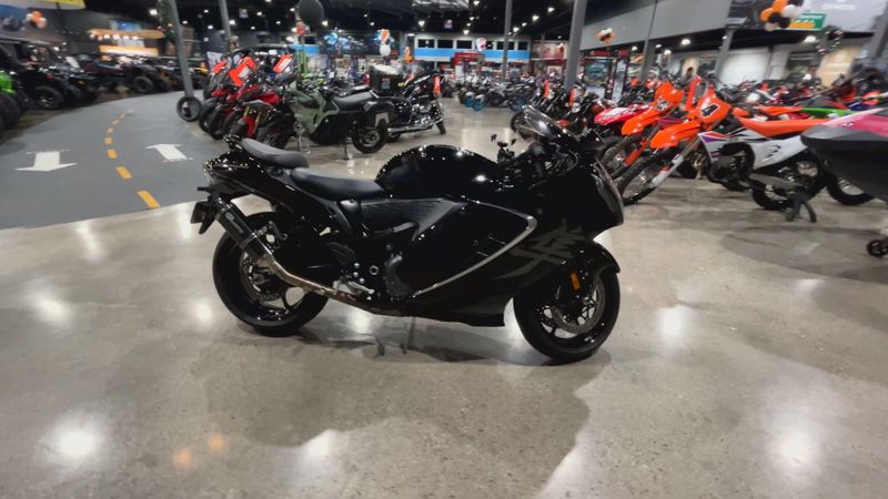 Used 2023 Suzuki Hayabusa Image 9
