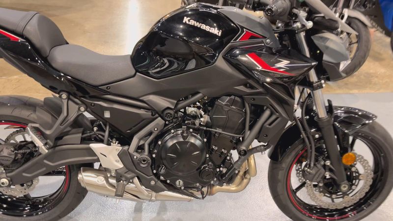 New 2025 Kawasaki Z650 Image 5