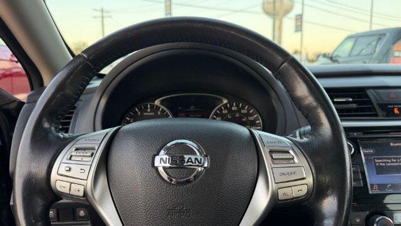 Used 2018 Nissan Altima 2.5 SVImage 11