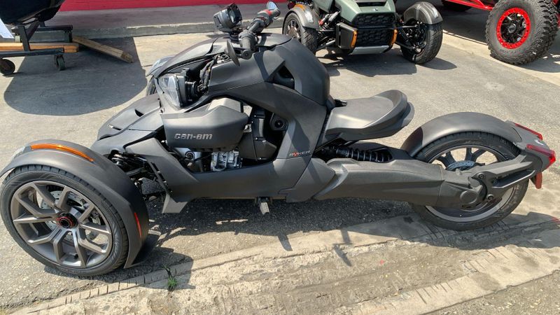 2023 Can-Am F1PC  in a BLACK/ CUSTOM exterior color. Del Amo Motorsports of Long Beach (562) 362-3160 delamomotorsports.com 