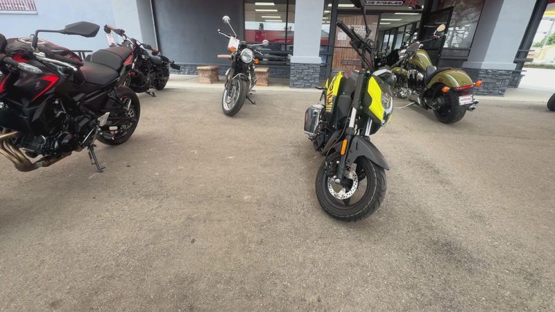 2023 CFMOTO PAPIO CF125-3US Base Image 3