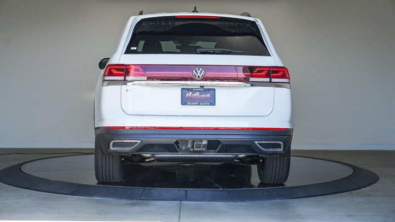 2025 Volkswagen Atlas 2.0T SE w/TechnologyImage 3