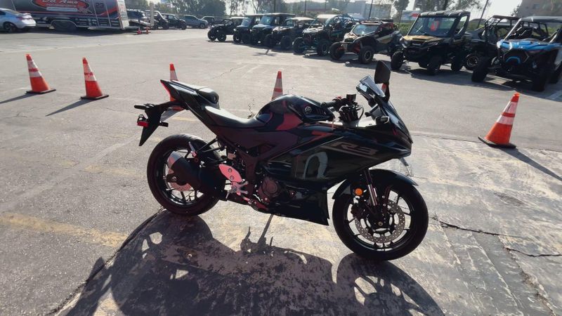 New 2026 Yamaha YZF-R3 ABS Image 9