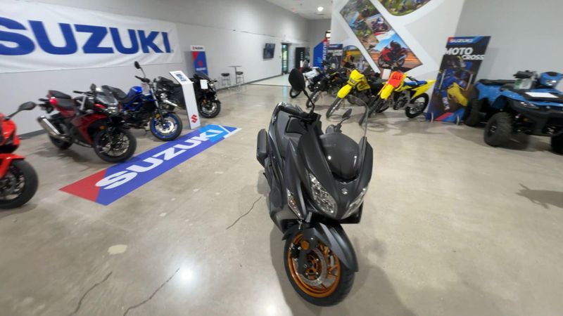 New 2027 Suzuki BURGMAN 400 Image 6