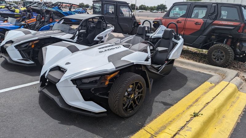 2024 Polaris SLINGSHOT S TECH MANUAL S with Technology Package IImage 2
