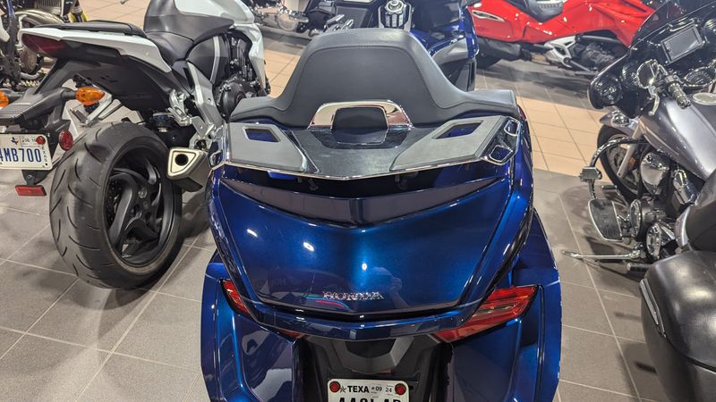 2018 Honda GOLD WING TOURImage 7