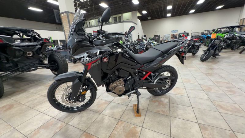 New 2026 Honda AFRICA TWIN DCT Image 5