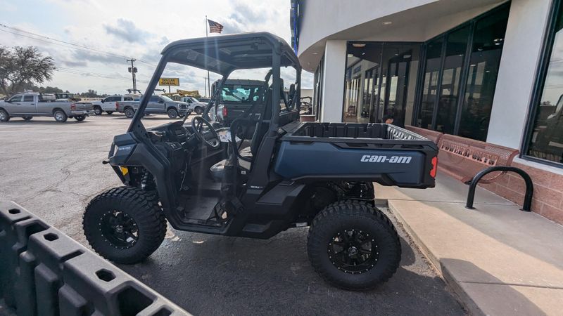 2025 Can-Am DEFENDER XT HD10 DUSTY NAVYImage 4