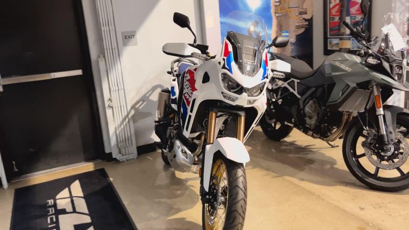New 2026 Honda AFRICA TWIN DCT Image 8