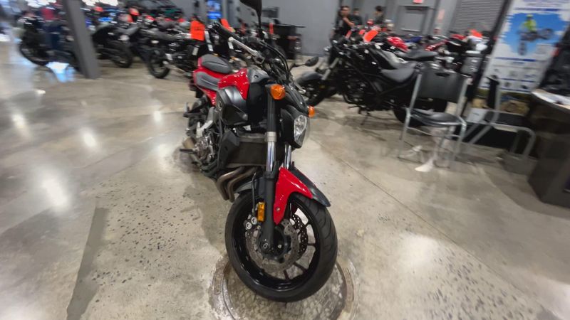 Used 2017 Yamaha FZ-07 Image 3