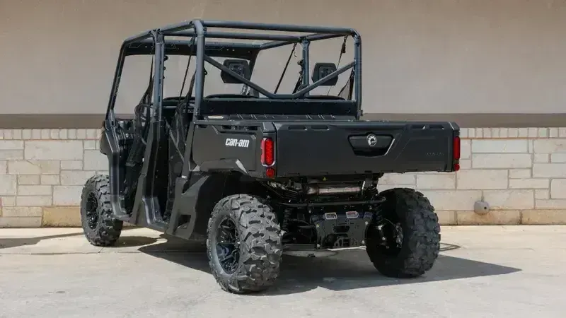 2025 Can-Am DEFENDER MAX DPS HD9 STEALTH BLACK Image 5