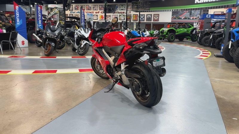 Used 2015 Honda INTERCEPTOR DELUXE Image 3
