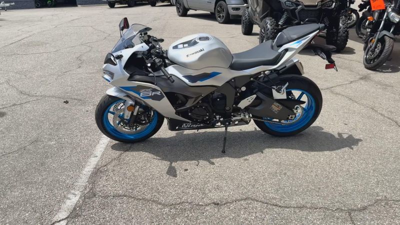 New 2027 Kawasaki NINJA ZX-6R ABS Image 5