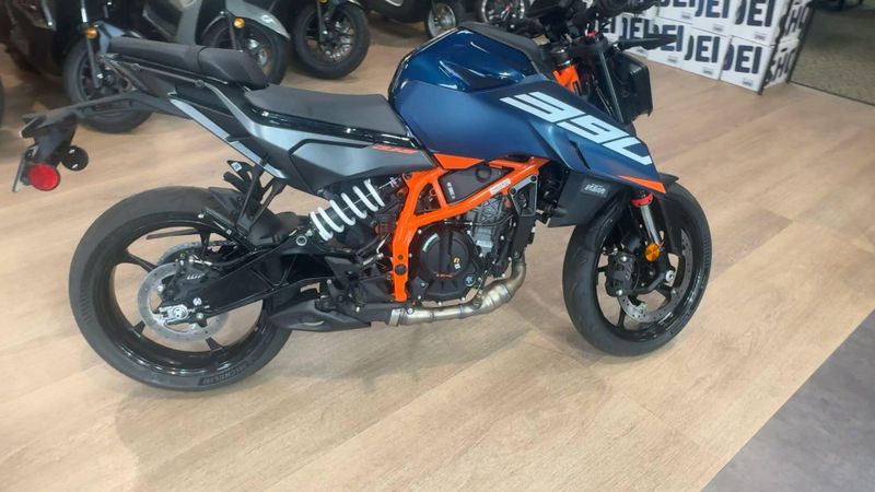 New 2026 KTM 390 DUKE Image 9