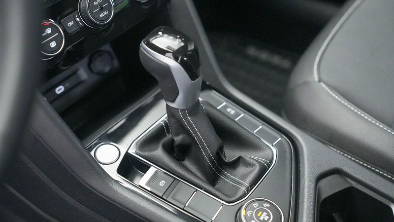 2024 Volkswagen Taos 1.5T SEImage 19