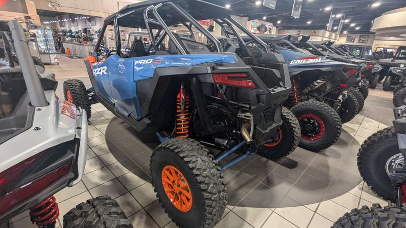 2025 Polaris RZR PRO S 4 ULTIMATE ORANGE RUST AND ZENITH BLUEImage 8