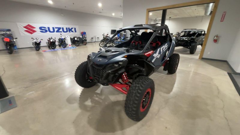 New 2026 Can-Am MAVERICK R X RS WITH SMART-SHOX 999T DCT Image 9