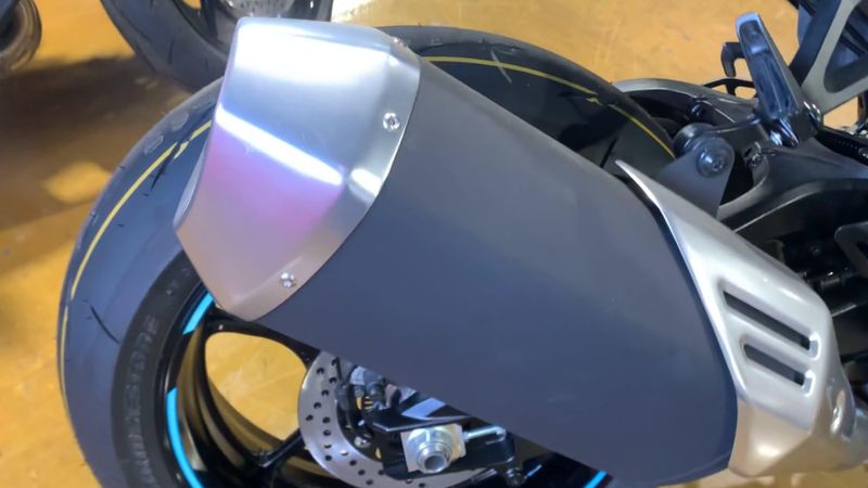 New 2025 Suzuki GSX-R1000 Image 8