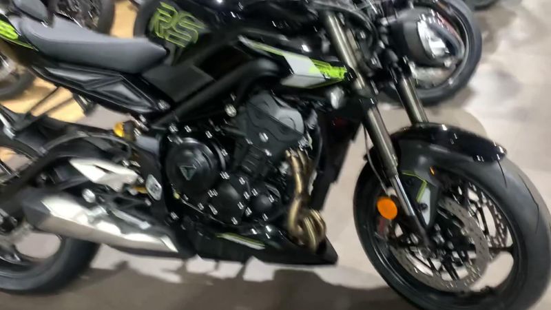 New 2025 Triumph STREET TRIPLE 765 RS Image 4