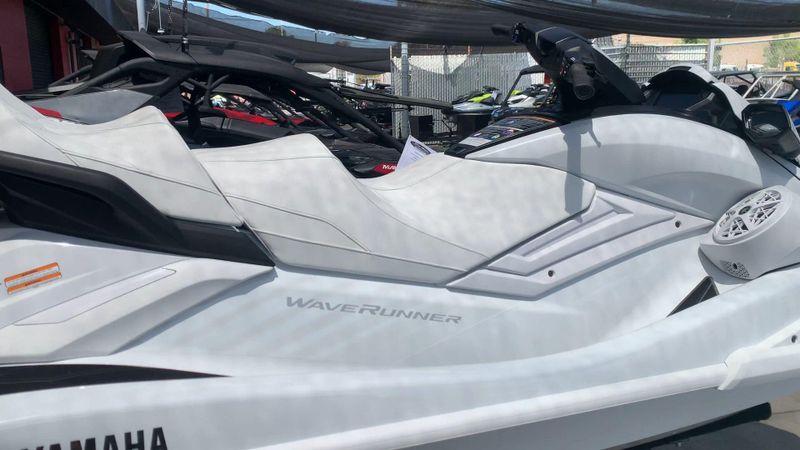 New 2025 Yamaha FX CRUISER SVHO W/AUDIO Image 3