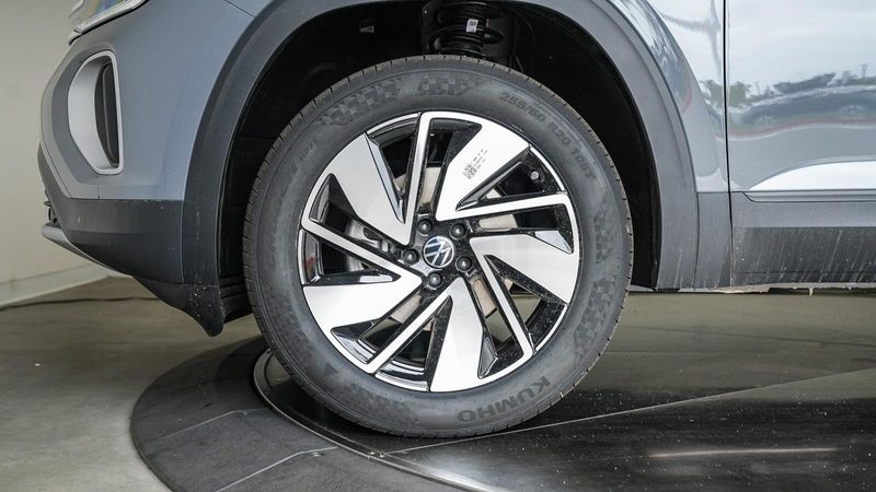 2025 Volkswagen Atlas 2.0T SE w/TechnologyImage 10