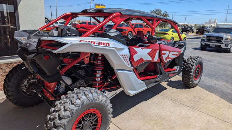 2025 Can-Am MAVERICK MAX XRS 72 TURBO RR FIERY RED AND HYPER SILVERImage 5