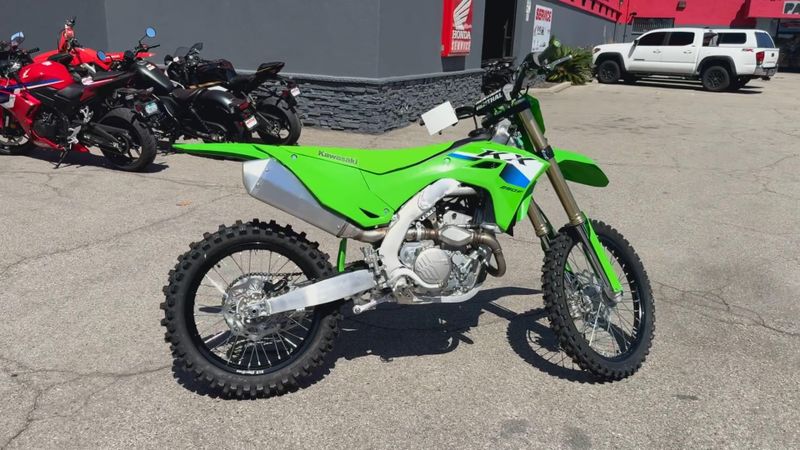 New 2027 Kawasaki KX250F Image 9