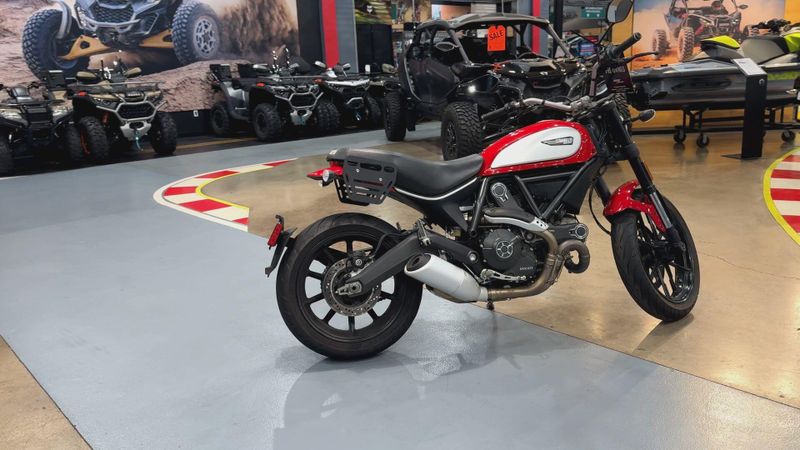 Used 2016 Ducati SCRAMBLER 800 ICON Image 5