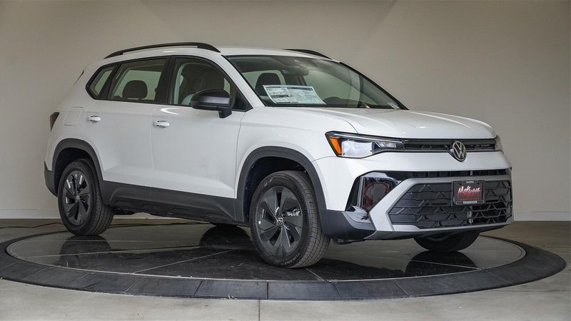 New 2025 Volkswagen Taos 1.5T SImage 5
