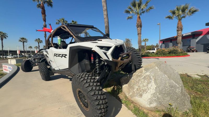 New 2026 Polaris RZR PRO R 4 ULTIMATE Image 6