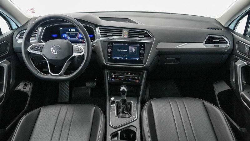 2022 Volkswagen Tiguan 2.0T SEImage 12