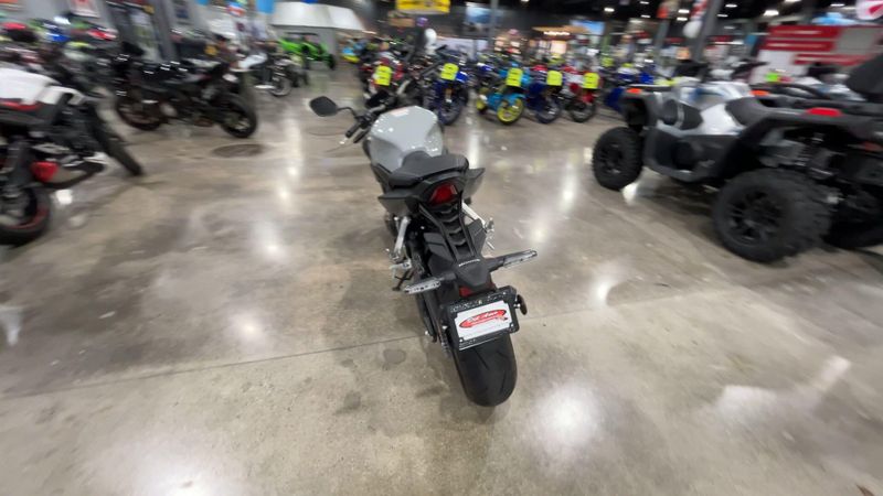 Used 2024 Honda CB650R Image 7