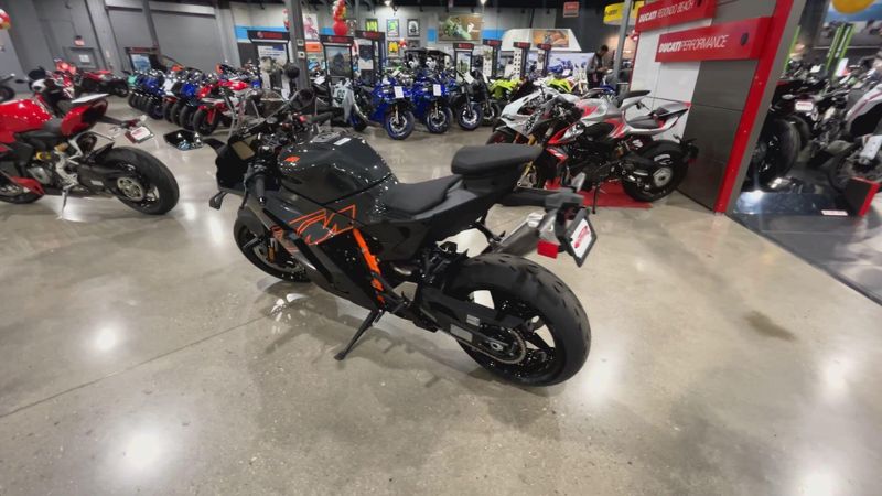 New 2026 KTM 990 RC R Image 6