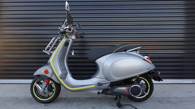 Used 2023 Vespa Elettrica 45 MPH 