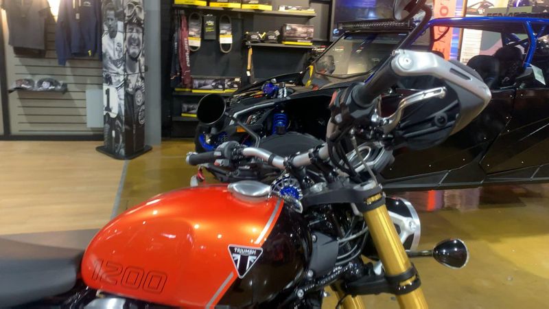 New 2025 Triumph SCRAMBLER 1200 XE Image 3