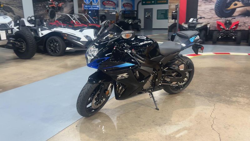 New 2027 Suzuki GSX-R600 Image 4