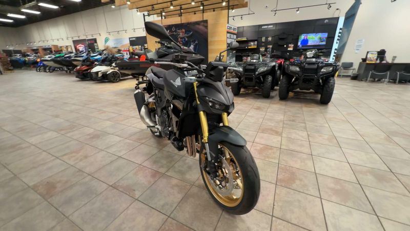 New 2026 Honda CB1000 HORNET SP Image 3