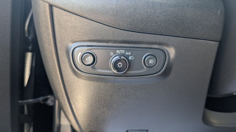 Used 2021 Chevrolet Equinox LTImage 20